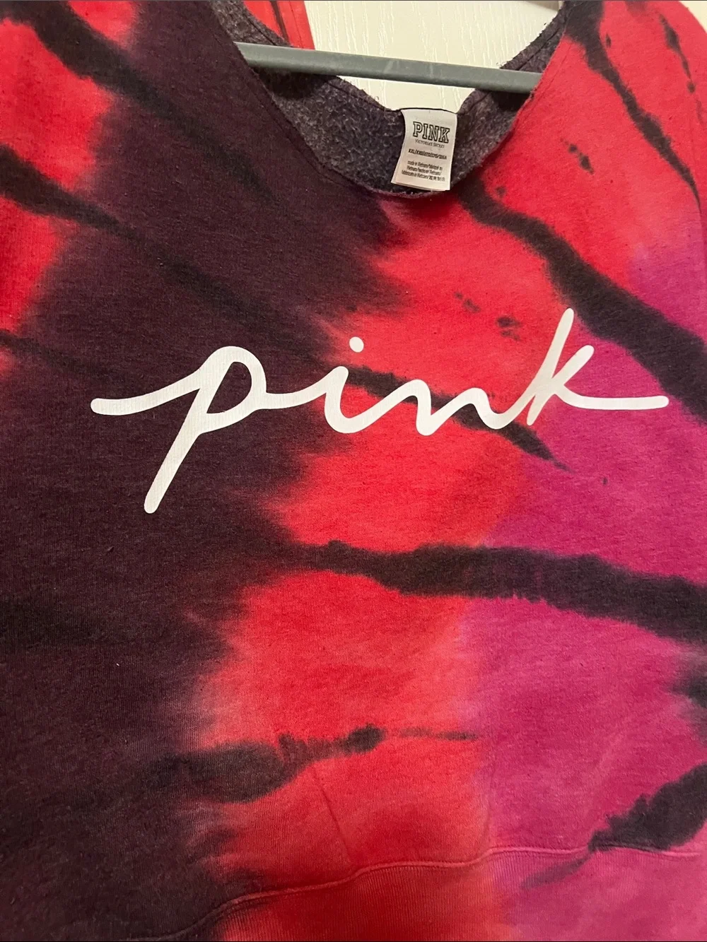 PINK vs Tie-Dye Sweatshirt & Joggers Set - Pink/Red/Black